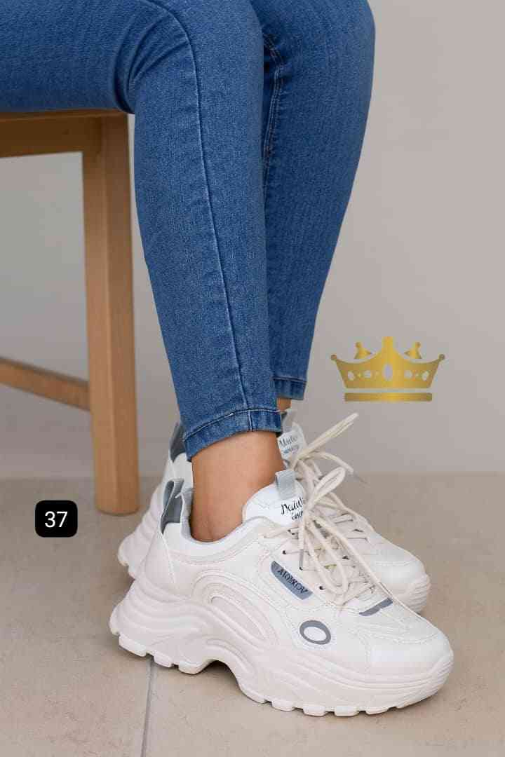 shoe image